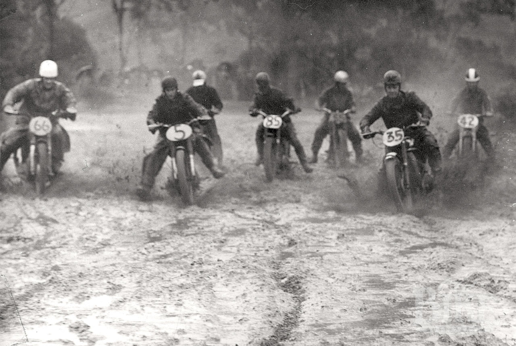 Tracks in Time Moorebank Old Bike Australasia