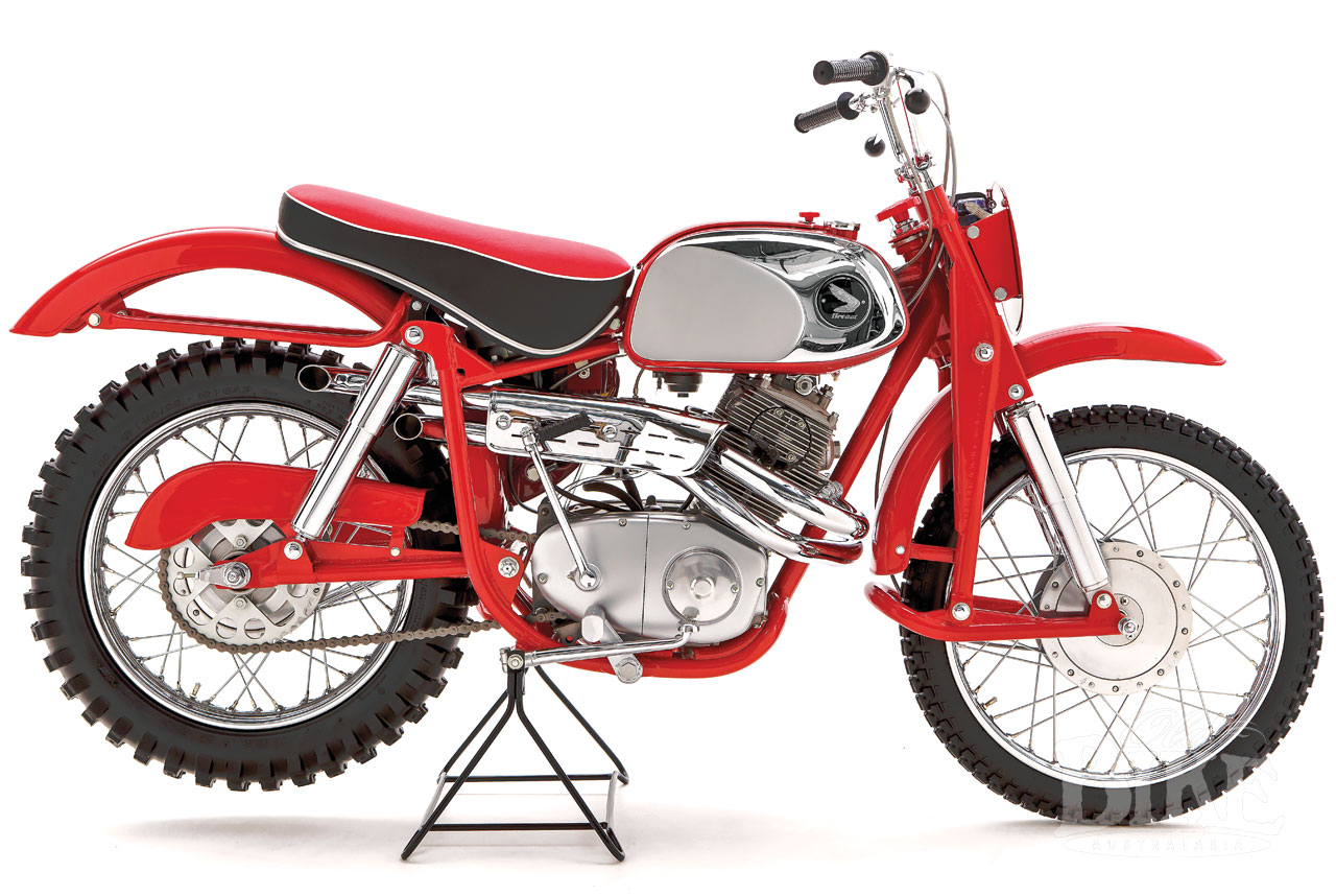 OBA81-CMS-Honda-RC70-1