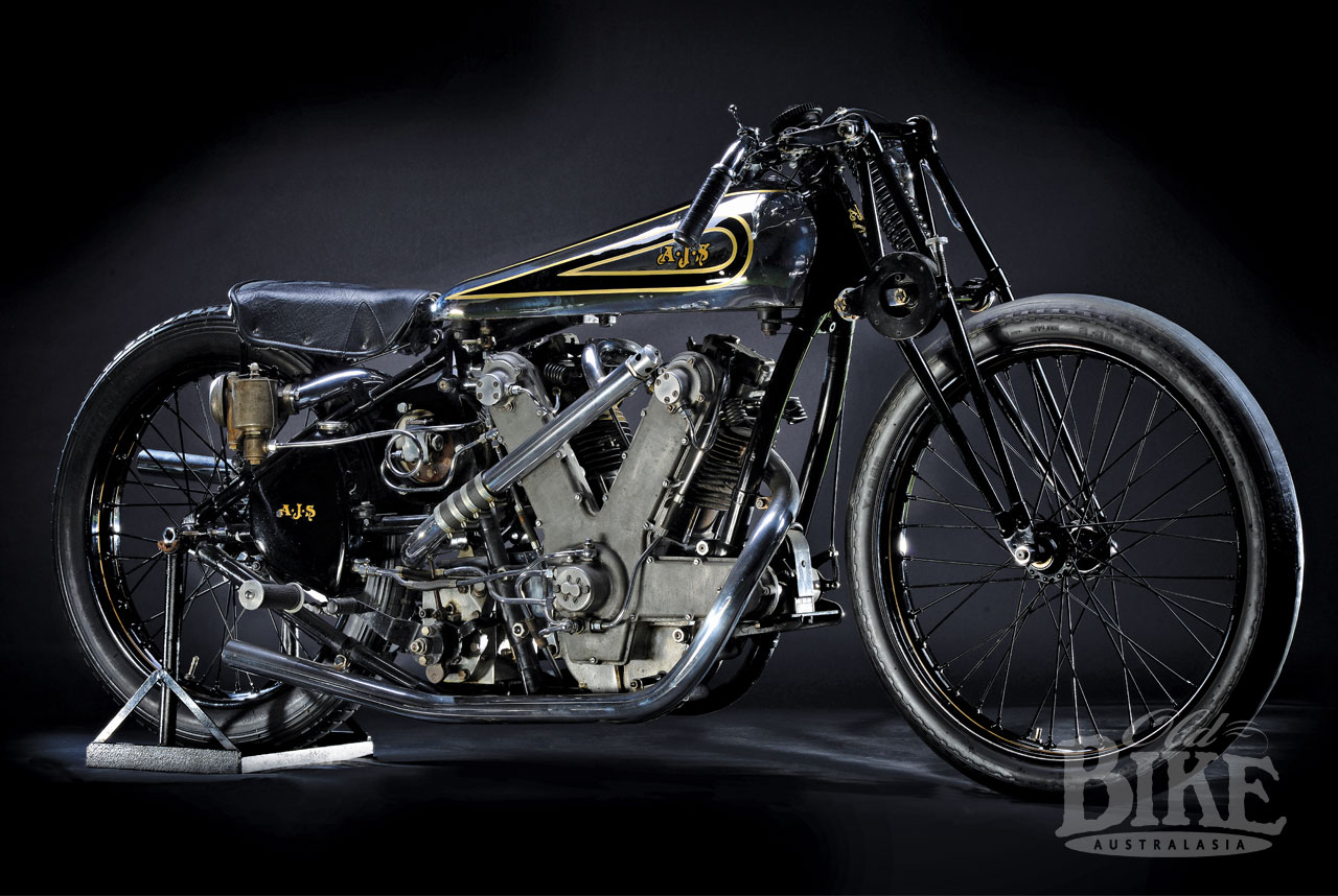 OBA80-AJS-vtwin-1000-1