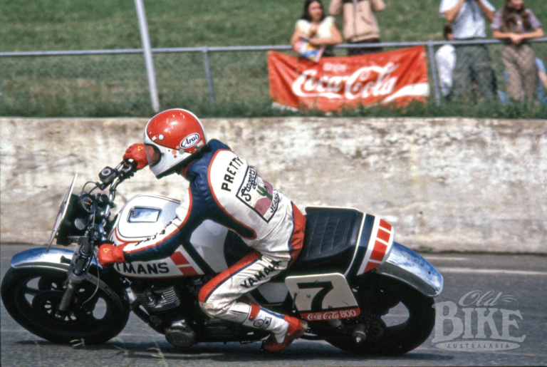 Pitmans Yamaha XS1100 Superbike Chaindrive transformer Old Bike