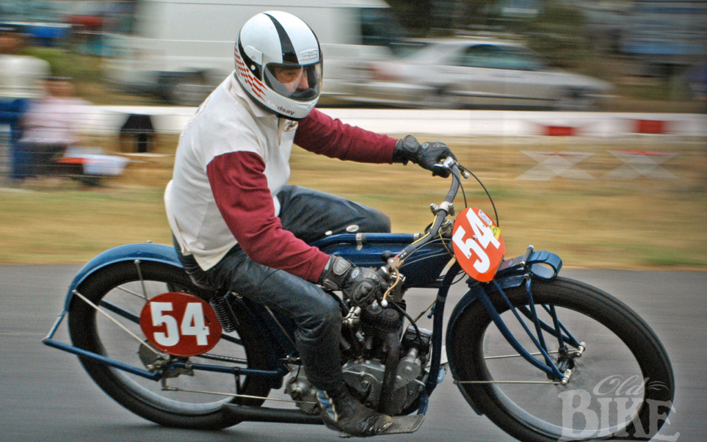 A vintage 8-valve challenge