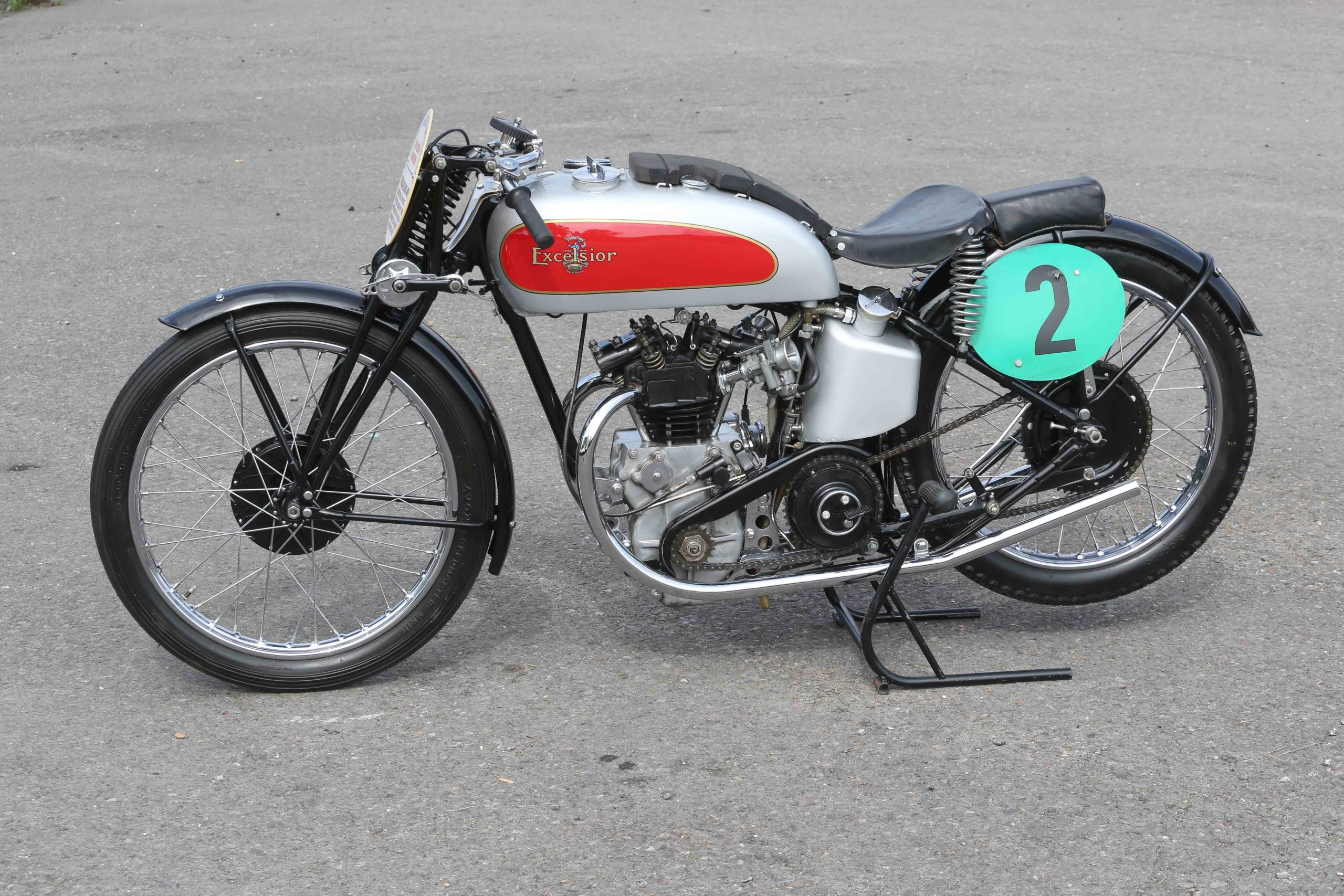 Excelsior 250 Mechanical Marvel detail